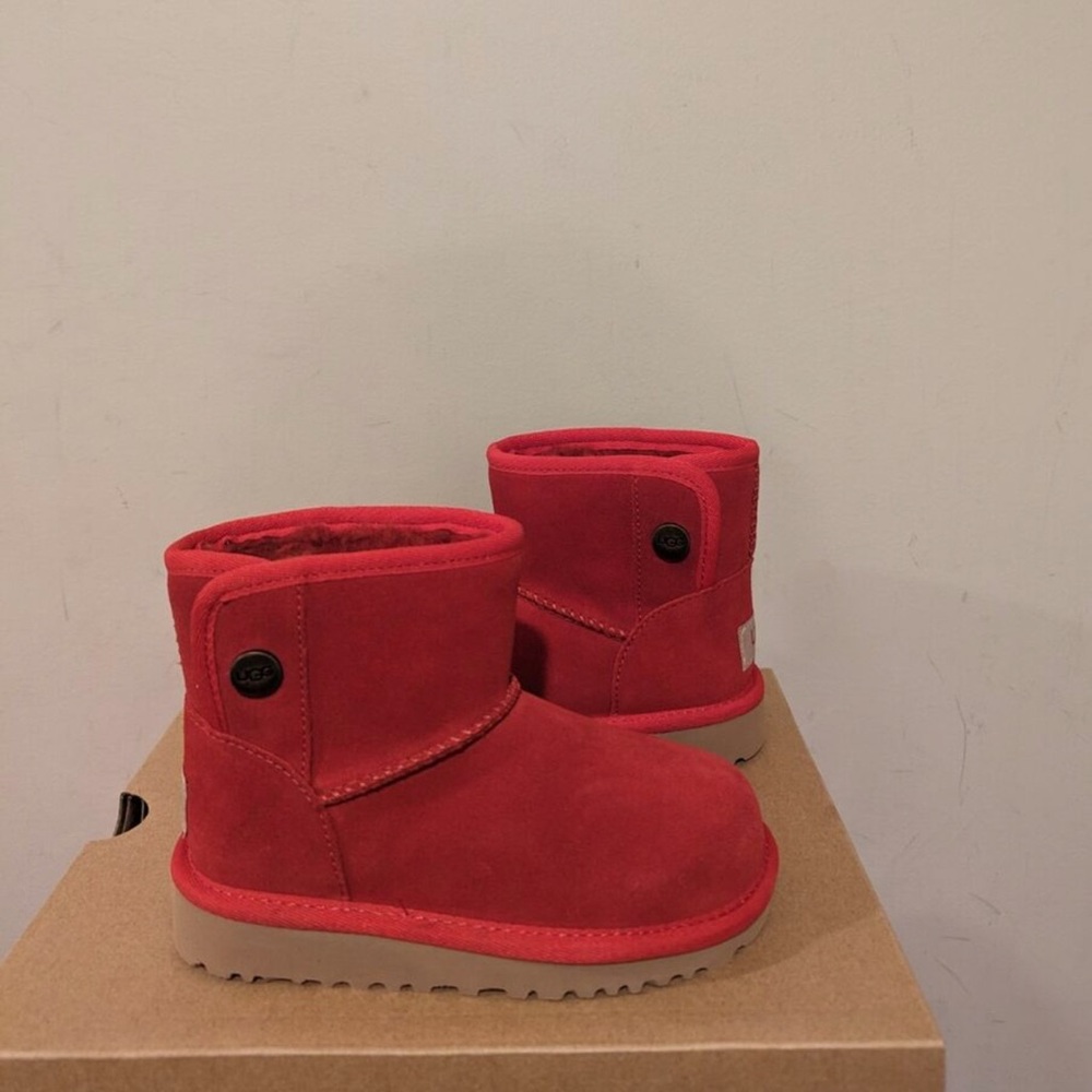 UGG® Jona Boot (Toddler, Little Kid)
 DARK CHERRY, Size 10 M